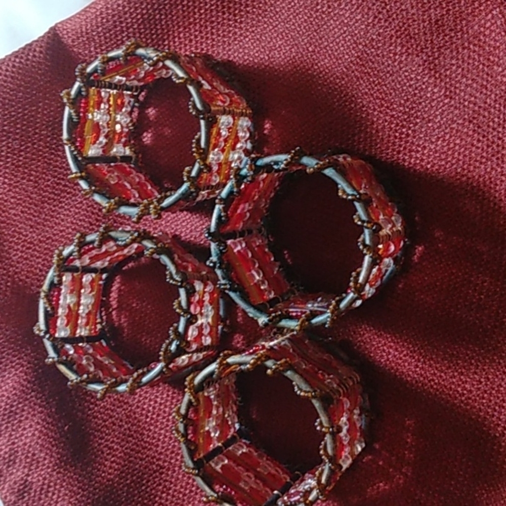 Set of 4 napkins and rings - Picture 4 of 6